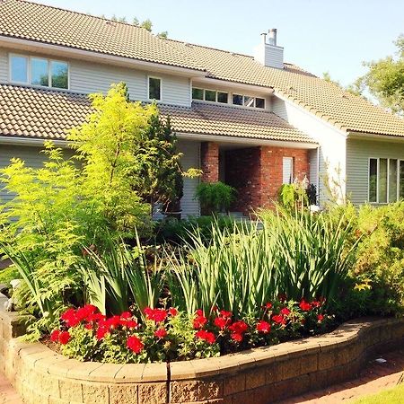 Mcdougall Lane Bed & Breakfast Drumheller Buitenkant foto