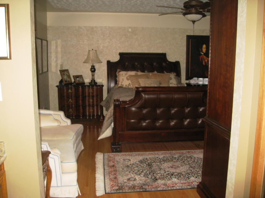 Mcdougall Lane Bed & Breakfast Drumheller Kamer foto