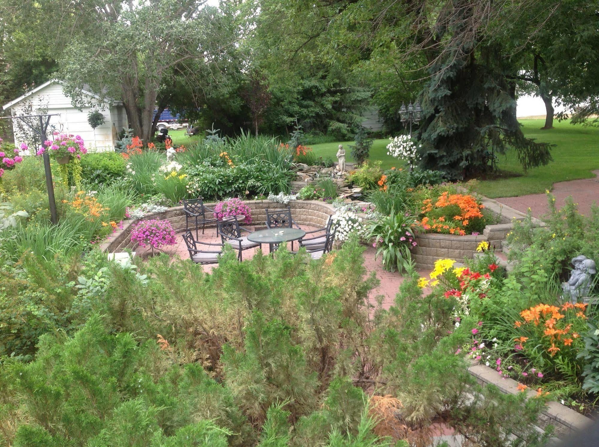 Mcdougall Lane Bed & Breakfast Drumheller Buitenkant foto